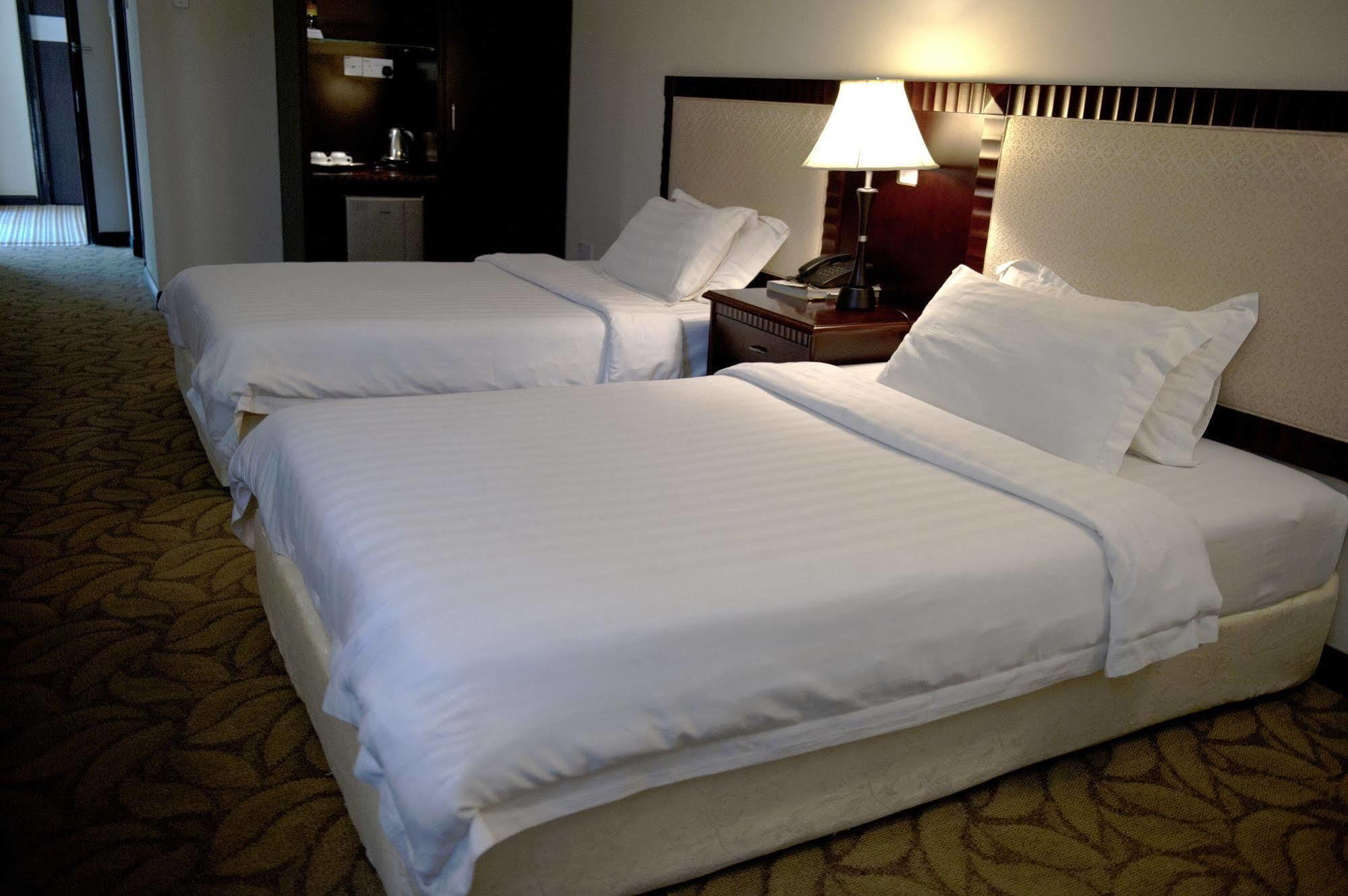 Palm Garden Hotel Brunei Μπαντάρ Σερί Μπεγκαβάν Εξωτερικό φωτογραφία